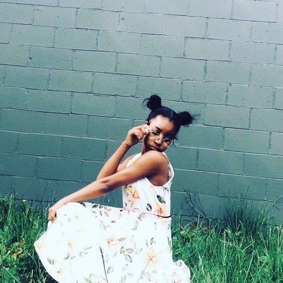 Meet your Posher, Chloe - Picture 1 of 1